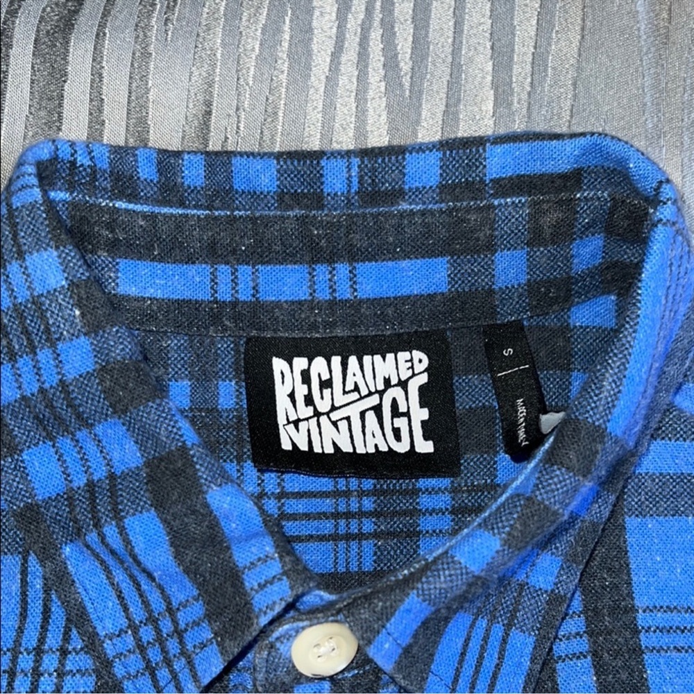 Reclaimed Vintage button down - Picture 3 of 4